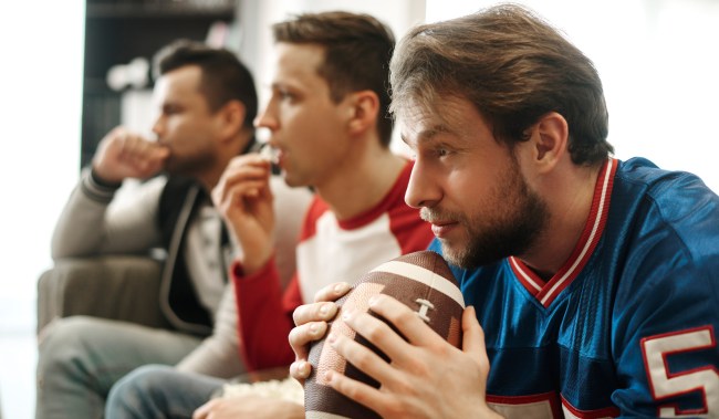 9 People To Not Invite To Your Super Bowl Party