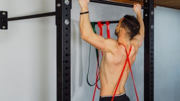 3 Tips On How To Execute The Perfect Pull-Up 