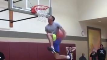One Of The Premier Dunkers In The World Just Pulled Off Another Unbelievable Slam Dunk