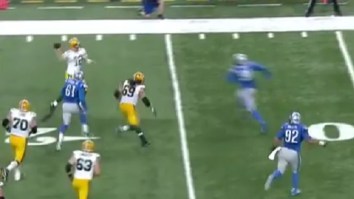 Aaron Rodgers Brilliantly Scrambles Out Of The Pocket For Nearly Nine Seconds And Throws Perfect Strike For TD