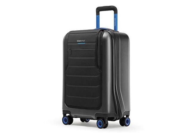 bluesmart-one-smart-luggage