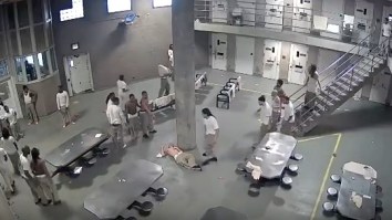 PRISON FIGHT! Chicago Inmates Use Inhalers As Weapons In Max Security Prison Brawl That Left Several In Critical Condition