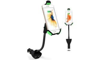 This Gooseneck Smartphone Car Mount With Dual USB Charging Ports Is Only $10.99 Right Now