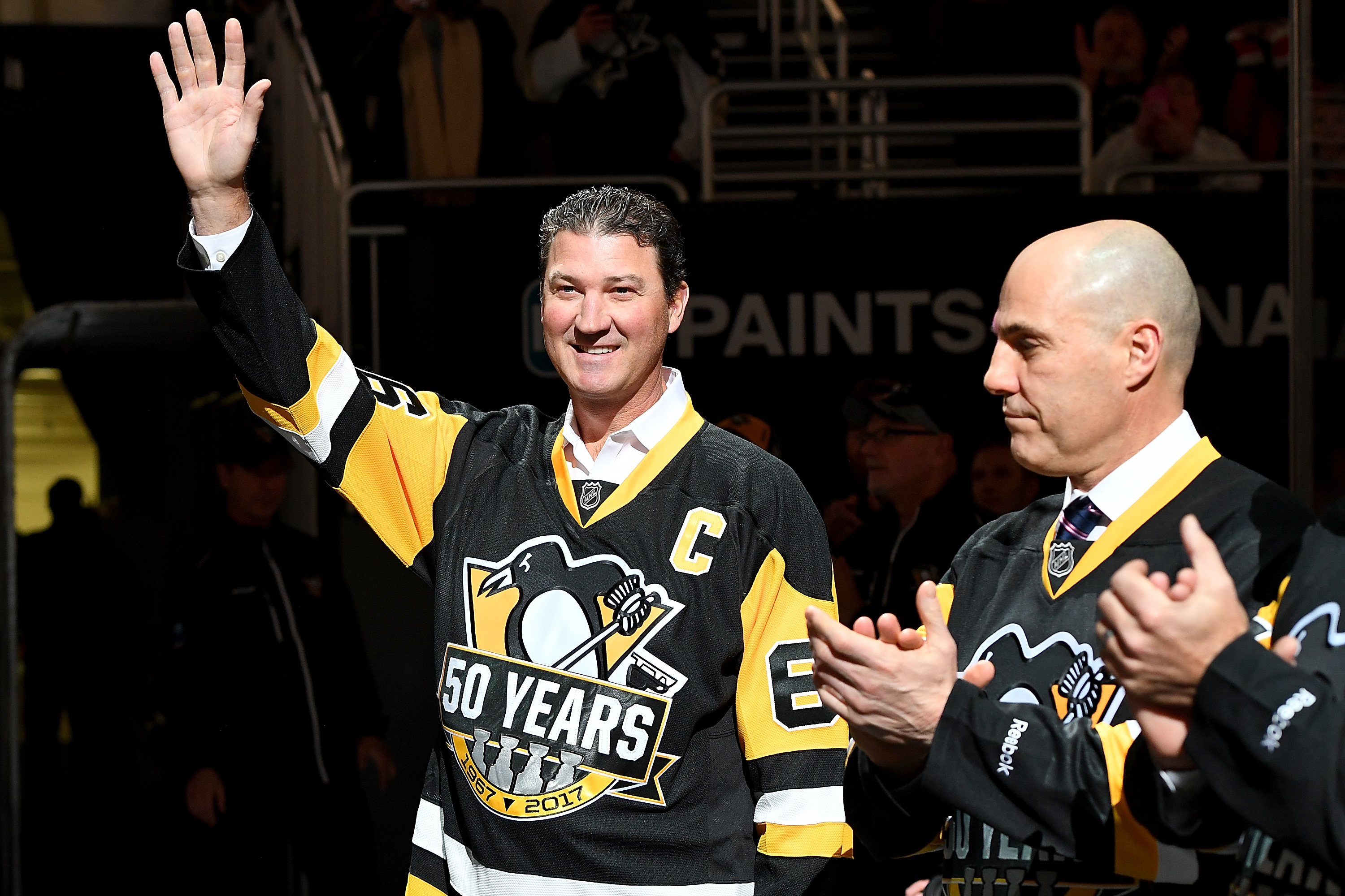 Mario Lemieux sends inspiring note to girl battling cancer (Photo)