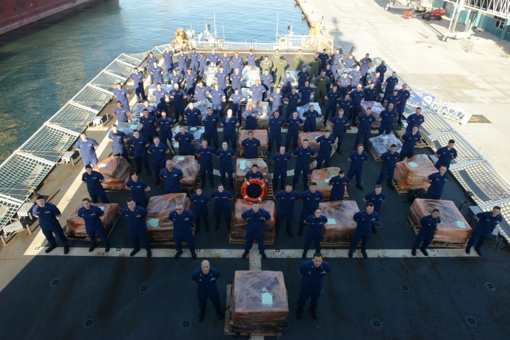 Coast Guard Finds 16 Tons Of Coke Worth $1 BILLION On The Street, So ...