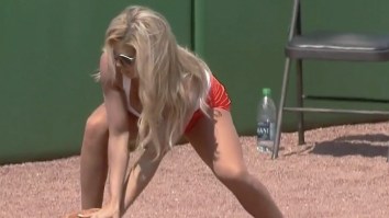 Hooters Girl Misplays Ground Ball At Phillies Spring Training Game, Looks Great Doing It