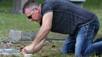 Ultimate Bro Spends His Days Off Cleaning The Tombstones Of Fallen Veterans
