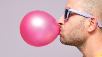 Chewing Gum Is Apparently Not A Good Idea If You’re About To Have Sex