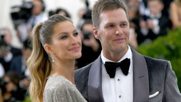 Tom Brady Could NOT Stop Grabbing Gisele’s Ass, Looked Like A Dork Taking Her Picture At The Met Gala