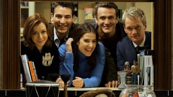 Alyson Hannigan, Like Most Fans, Was Also Ticked Off With Ending To ‘How I Met Your Mother’