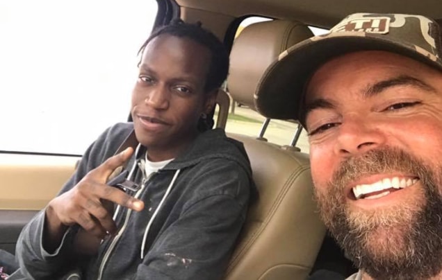Community buy Texas man car after finding him walking 3 miles to and from work