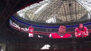 The Atlanta Falcons’ GIGANTIC Halo Video Board In Their New $1.6B Stadium Is Frickin’ Insane