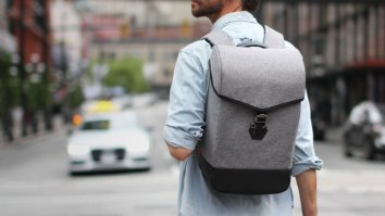 This Is The Best Backpack And Shoulder Bag For Your Daily Hustle