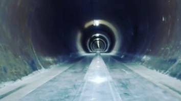 Elon Musk Shared A Video Of A Hyperloop Pod Going 0 To 201 MPH And This Is The Future Of Travel