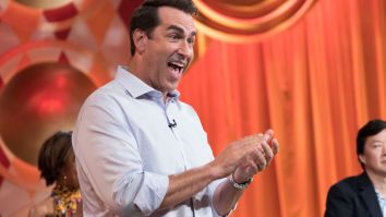 Rob Riggle Discusses Why It’s Hard For Him To Go Tailgating, The Best Uniforms In College Football, And More