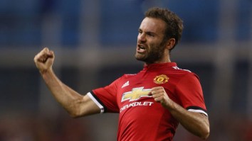 The Internet Had A Field Day With News That Tinder Might Be Sponsoring Manchester United