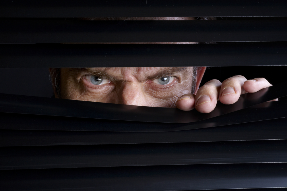 Human Paranoia Social Media Is Causing Paranoia In An Alarming Number Of People - BroBible