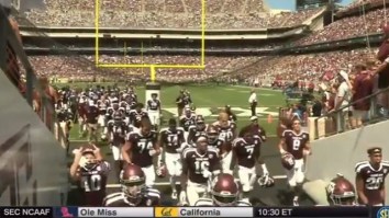 Texas A&M WR Will Gunnell Flips Off Home Fans In The Tunnel Before Halftime