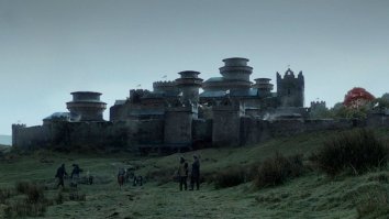 Does This ‘Game Of Thrones’ Set Change Tease Huge Battle Coming To Winterfell In Season 8?