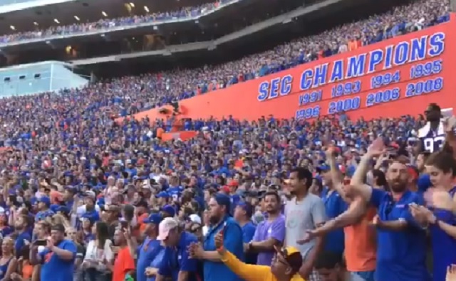 Florida Gators Fans Honor Tom Petty By Singing ''I Won't ...