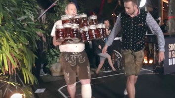 Man Sets World Record By Carrying 26 Full Beer Steins (At Once) During Oktoberfest