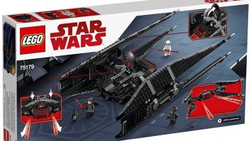 This Kylo Ren LEGO Tie Fighter Set Is A Fun Way To Kill An Evening