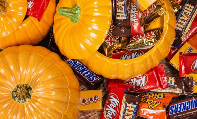 most popular halloween candy by state map