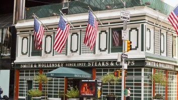 List Of The 10 Highest-Grossing Restaurants In America Includes 4 Of My Favorites On The East Coast