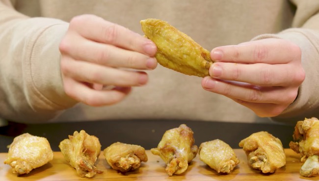 how to eat chicken wings
