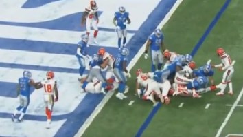 The Browns Ran An Awful QB Sneak In The End Zone With No Timeouts Before Halftime