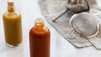 Make Your Own Signature Sauce With Chili Lab’s Homemade Hot Sauce Kit