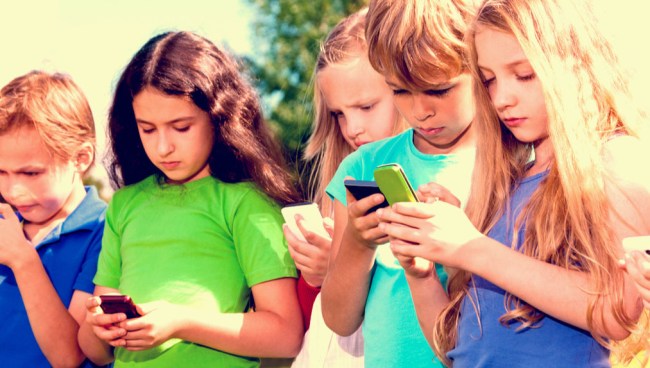 How Many Texts Does Average Kid Send
