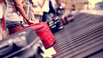 Travel Experts Shared Some A+ Tricks To Help You Get Your Luggage First At Baggage Claim