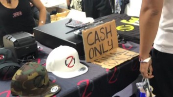 Lonzo Ball’s Big Baller Brand Booth At #ComplexCon Was Cash Only, According To This Hilarious Cardboard Sign