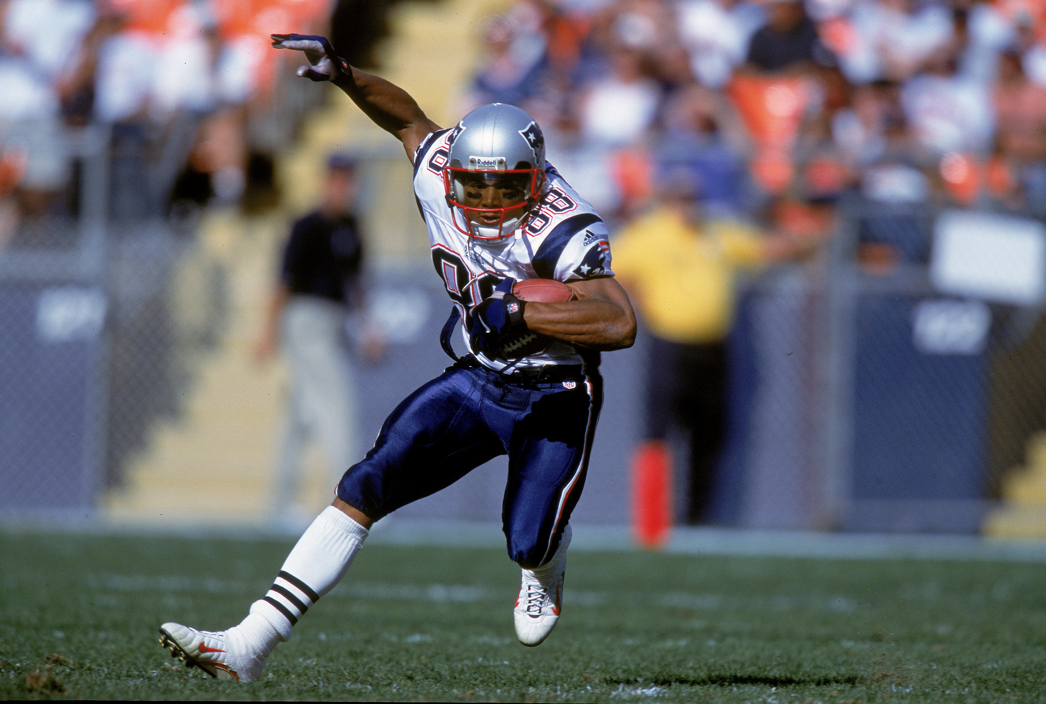 Terry Glew Former NFL WR Terry Glenn Reportedly Dead After Car Crash - BroBible