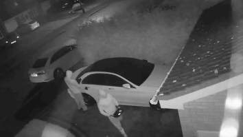 Disturbing Footage Shows Thieves Hack Into Mercedes-Benz Keyless Entry In Under 60 Seconds