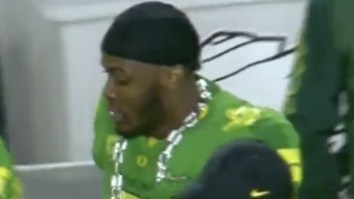 Oregon Gets Mocked By The Internet For Trying To Rip Off Miami’s Turnover Chain