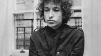Harvard Professor Teaching ‘Coolest Class On Campus’ Explains Why Bob Dylan Matters