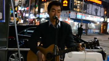 Korean Street Performer Sounds So Much Like John Mayer It’s Scary