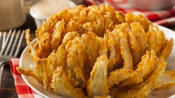 Twitter User Convinces Outback To Let Him Become Human Bloomin’ Onion In Outback Bowl