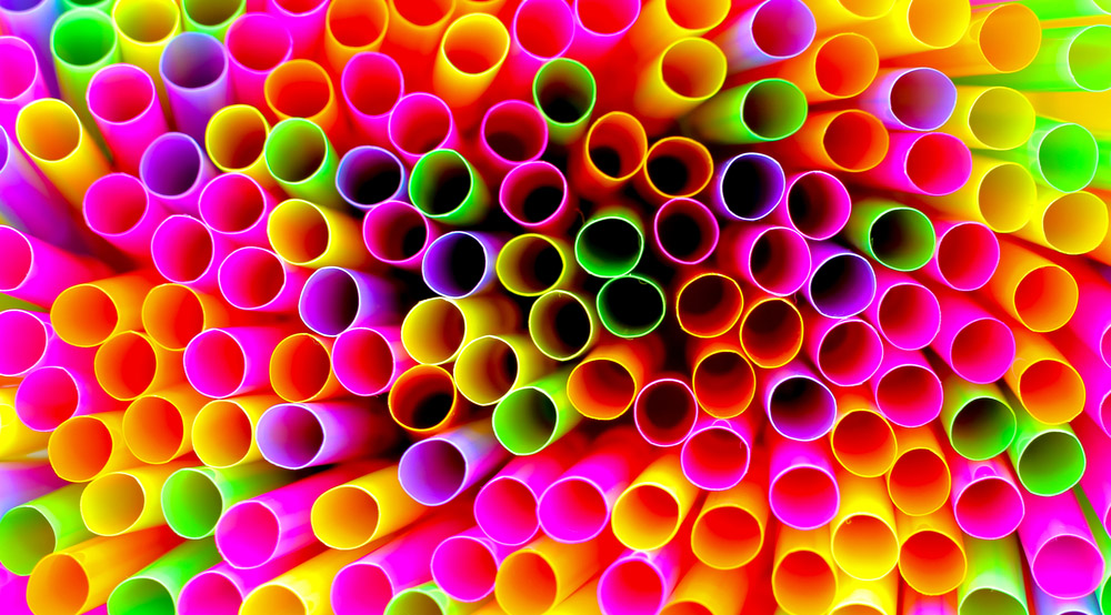 Question Does A Straw Have One Hole Or Two? The Can't Agree