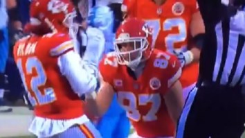 Chiefs TE Travis Kelce Was Extremely Wobbly After Taking Scary Hit To The Head