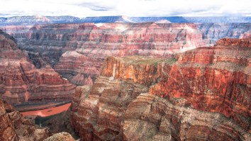 You Can Now Ride A Zip-Line That Soars Over 1,000 Feet Above The Grand Canyon, If You’re A Crazy Person