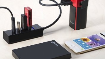 Power Up Your Life While On The Road With This Inexpensive HooToo TripMate Titan