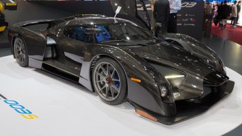 The American-Manufactured 750HP SCG003S Road Legal Hypercar Can Hit 60 MPH In Just 2.9 Seconds