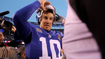 Giants Fan Invites Eli Manning To His Wedding And Eli Actually Responds