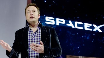 Elon Musk Removed Tesla And SpaceX’s Facebook Pages After Twitter Challenge