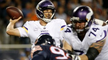 The Internet Reacts To The Arizona Cardinals Giving Sam Bradford Insane $20 Million A Year Contract