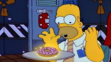 Krispy Kreme Selling ‘D’ohnuts,’ Homer’s Favorite Donuts From ‘Simpsons,’ But You Can’t Get Them