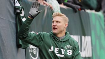Josh McCown Signed His Newest Contract With The Jets While Waiting For Chick-Fil-A